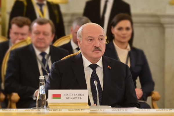 Амбициозная задача, заземление Минздрава, приоритеты в ЕАЭС и ядерное рукопожатие. Итоги разноплановой недели Президента Амбициозная задача, заземление Минздрава, приоритеты в ЕАЭС и ядерное рукопожатие. Итоги разноплановой недели Президента