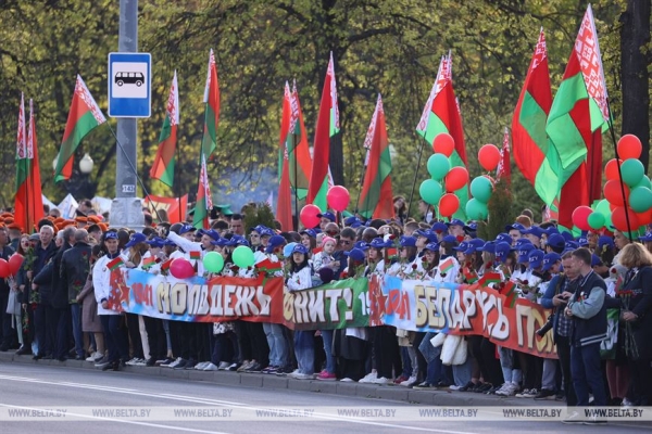 Хренин: сила и смысл исторического пути белорусов - в стремлении к миру и созиданию Хренин: сила и смысл исторического пути белорусов - в стремлении к миру и созиданию