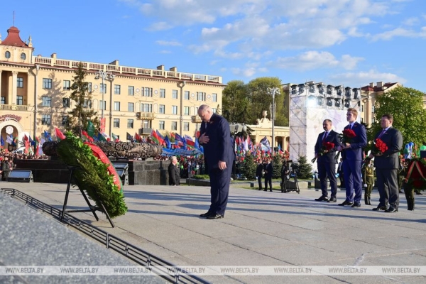 "Женщины и дети - приоритет приоритетов". Почему Лукашенко всегда выступает за поддержку семейных ценностей "Женщины и дети - приоритет приоритетов". Почему Лукашенко всегда выступает за поддержку семейных ценностей
