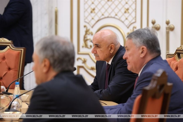 Угроза глобального конфликта, "контрнаступ" и призыв к единству. Все громкие заявления Лукашенко на встрече по линии ОДКБ Угроза глобального конфликта, "контрнаступ" и призыв к единству. Все громкие заявления Лукашенко на встрече по линии ОДКБ