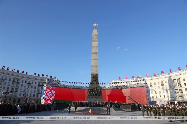 Правда Победы, приглашение на саммит в Нью-Йорк и старый новый праздник. Акценты символичной Недели Президента Правда Победы, приглашение на саммит в Нью-Йорк и старый новый праздник. Акценты символичной Недели Президента