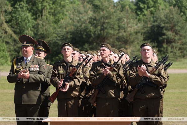 Хренин: Запад пытается утопить в крови славянское братство и удержать свое доминирование Хренин: Запад пытается утопить в крови славянское братство и удержать свое доминирование