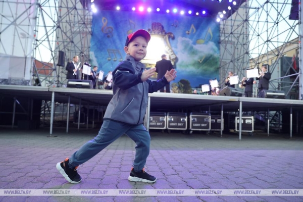 ФОТОФАКТ: В Минске начинается музыкальный сезон ФОТОФАКТ: В Минске начинается музыкальный сезон