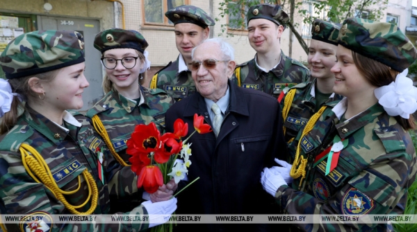 ФОТОРЕПОРТАЖ: В Беларуси чествуют ветеранов в преддверии Дня Победы ФОТОРЕПОРТАЖ: В Беларуси чествуют ветеранов в преддверии Дня Победы