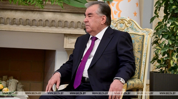 Поздравления с Днем Победы поступают в адрес Лукашенко и белорусского народа Поздравления с Днем Победы поступают в адрес Лукашенко и белорусского народа