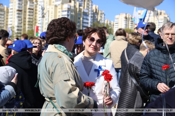 Костевич: Праздник труда объединяет представителей разных поколений и профессий Костевич: Праздник труда объединяет представителей разных поколений и профессий