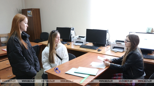 Минобразования: основная задача новой выпускной кампании - снижение нагрузки на 11-классников Минобразования: основная задача новой выпускной кампании - снижение нагрузки на 11-классников