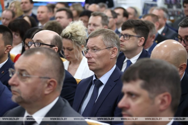 Сергеенко на коллегии Администрации Президента указал на успехи и пробелы в воспитании молодежи Сергеенко на коллегии Администрации Президента указал на успехи и пробелы в воспитании молодежи