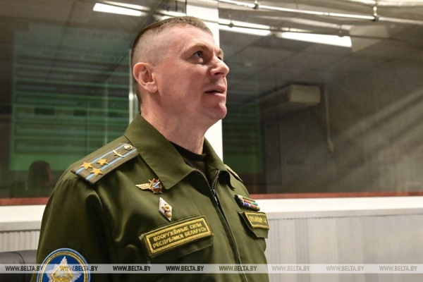 Обстановка не критическая, но есть настораживающие факторы. Подробности приезда Лукашенко на ЦКП ВВС и войск ПВО Обстановка не критическая, но есть настораживающие факторы. Подробности приезда Лукашенко на ЦКП ВВС и войск ПВО