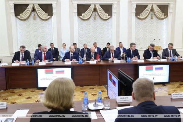 Поставки техники, лесная промышленность, туризм. Головченко о перспективах взаимодействия с Карелией Поставки техники, лесная промышленность, туризм. Головченко о перспективах взаимодействия с Карелией