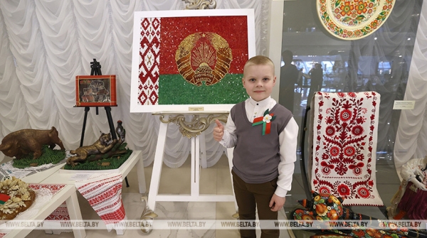 Истинные обереги родной земли. Почему Лукашенко так трепетно относится к государственной символике Истинные обереги родной земли. Почему Лукашенко так трепетно относится к государственной символике