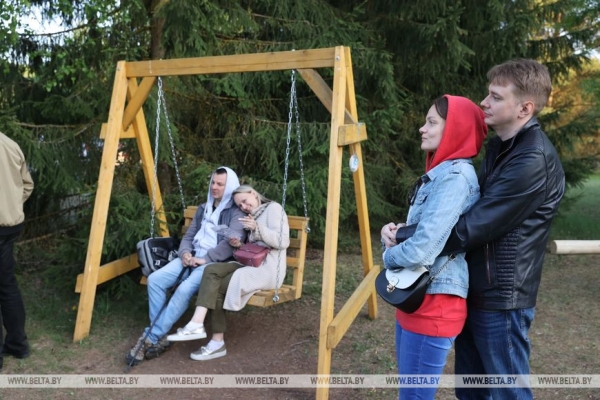 ФОТОФАКТ: "Ночь музеев" прошла в музее-усадьбе Ильи Репина "Здравнево" ФОТОФАКТ: "Ночь музеев" прошла в музее-усадьбе Ильи Репина "Здравнево"