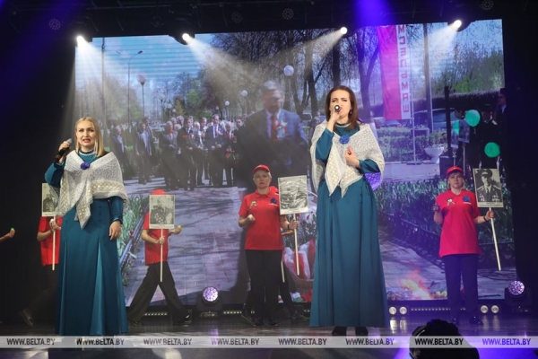 Конкурс песни военных лет среди промпредприятий проходит в Жодино Конкурс песни военных лет среди промпредприятий проходит в Жодино