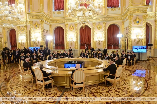 Лукашенко гарантирует безопасность российского ядерного оружия в Беларуси Лукашенко гарантирует безопасность российского ядерного оружия в Беларуси