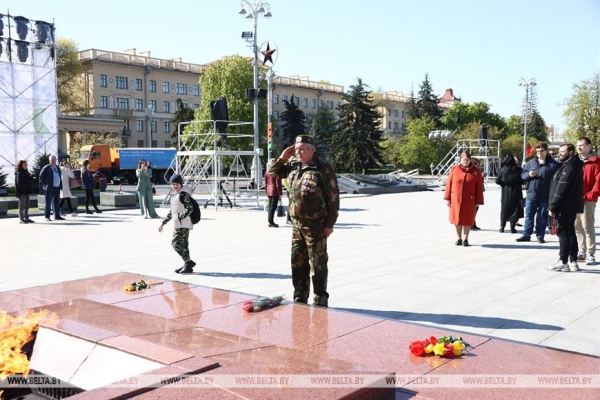 ФОТОРЕПОРТАЖ: День Победы празднуют в Беларуси ФОТОРЕПОРТАЖ: День Победы празднуют в Беларуси