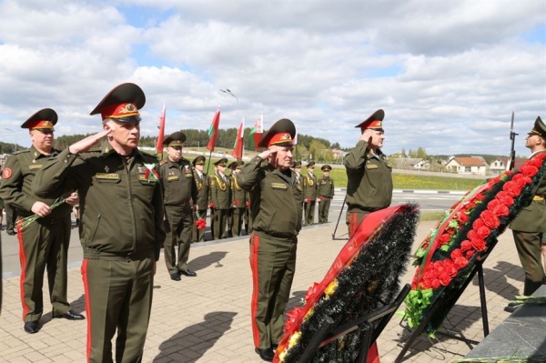 Хренин: Вооруженные Силы готовы к защите Родины так же самоотверженно, как воины-победители ВОВ Хренин: Вооруженные Силы готовы к защите Родины так же самоотверженно, как воины-победители ВОВ