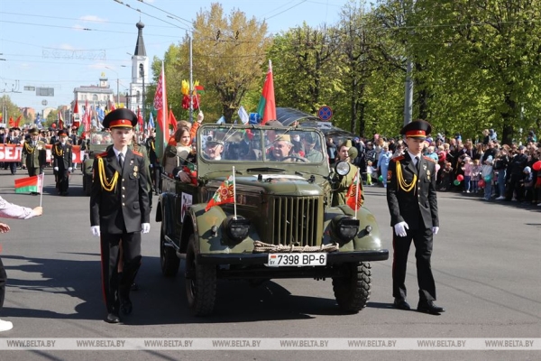 ФОТОРЕПОРТАЖ: День Победы празднуют в Беларуси ФОТОРЕПОРТАЖ: День Победы празднуют в Беларуси