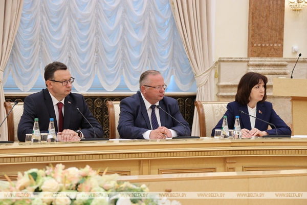 Лукашенко: медицина - важная составляющая безопасности государства Лукашенко: медицина - важная составляющая безопасности государства