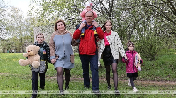 Более 122 тыс. многодетных семей проживают в Беларуси Более 122 тыс. многодетных семей проживают в Беларуси