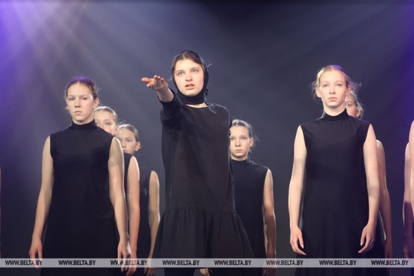 Конкурс песни военных лет среди промпредприятий проходит в Жодино Конкурс песни военных лет среди промпредприятий проходит в Жодино