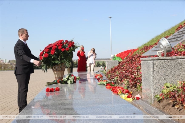 ФОТОРЕПОРТАЖ: День Победы празднуют в Беларуси ФОТОРЕПОРТАЖ: День Победы празднуют в Беларуси