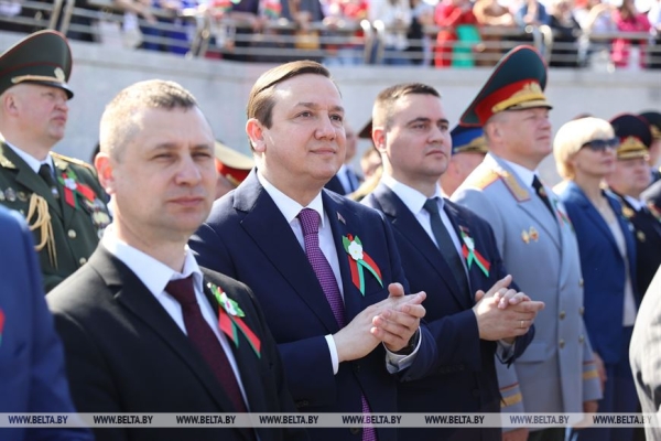 Сергеенко: нужно чтить государственные символы и учить этому подрастающее поколение Сергеенко: нужно чтить государственные символы и учить этому подрастающее поколение