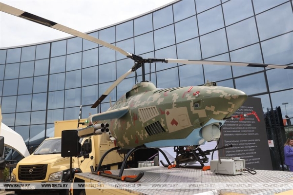 Головченко ознакомился с разработками отечественного и зарубежных ВПК на MILEX Головченко ознакомился с разработками отечественного и зарубежных ВПК на MILEX