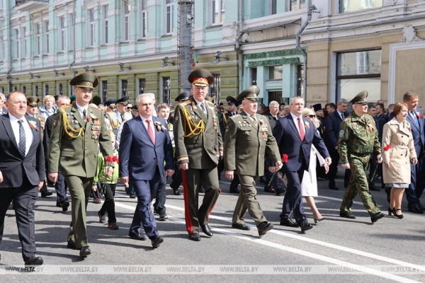 ФОТОРЕПОРТАЖ: День Победы празднуют в Беларуси ФОТОРЕПОРТАЖ: День Победы празднуют в Беларуси
