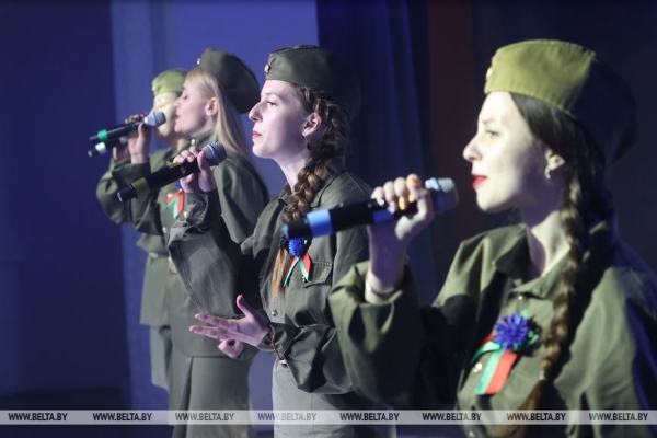 Конкурс песни военных лет среди промпредприятий проходит в Жодино Конкурс песни военных лет среди промпредприятий проходит в Жодино