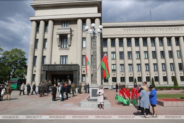 Вольфович: за 70 лет Военная академия воспитала не одно поколение достойнейших офицеров Вольфович: за 70 лет Военная академия воспитала не одно поколение достойнейших офицеров