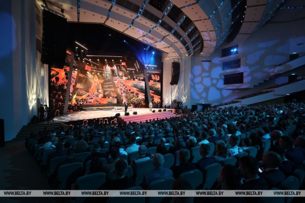 Головченко: настоящие герои войны - труженики тыла, ставшие лучшим примером для нынешнего поколения Головченко: настоящие герои войны - труженики тыла, ставшие лучшим примером для нынешнего поколения