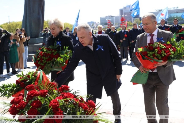 Костевич: Праздник труда объединяет представителей разных поколений и профессий Костевич: Праздник труда объединяет представителей разных поколений и профессий