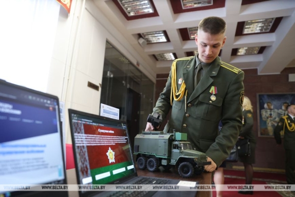 Вольфович: за 70 лет Военная академия воспитала не одно поколение достойнейших офицеров Вольфович: за 70 лет Военная академия воспитала не одно поколение достойнейших офицеров