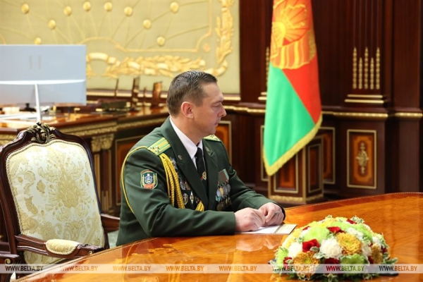 Лукашенко требует вывести на новый уровень службу в погранвойсках Лукашенко требует вывести на новый уровень службу в погранвойсках