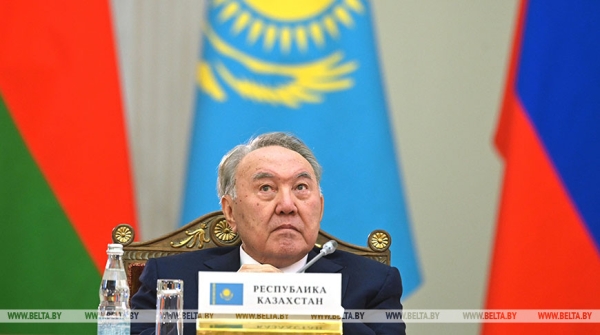 Поздравления с Днем Победы поступают в адрес Лукашенко и белорусского народа Поздравления с Днем Победы поступают в адрес Лукашенко и белорусского народа