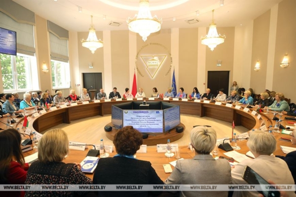 Кочанова об общественных организациях: люди должны по зову сердца приходить и делать важные дела Кочанова об общественных организациях: люди должны по зову сердца приходить и делать важные дела