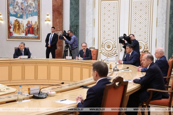 Лукашенко назвал ключевые угрозы безопасности для стран СНГ Лукашенко назвал ключевые угрозы безопасности для стран СНГ