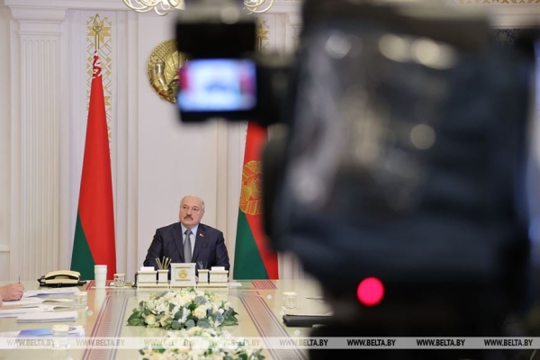 Лукашенко: технического сбоя при проведении ЦЭ не было, но нахомутали с системой подсчета баллов