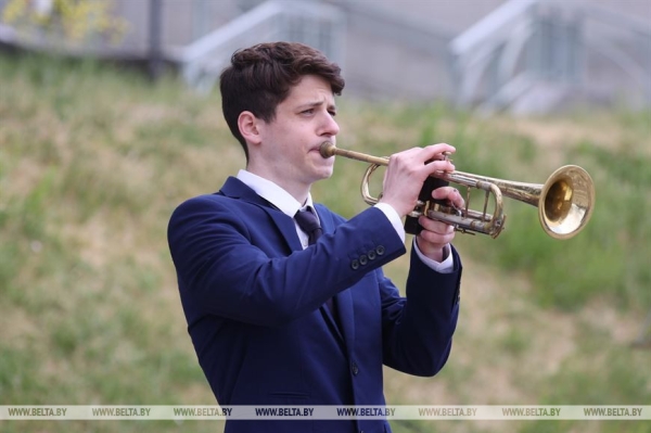 ФОТОФАКТ: Музыкальная гостиная открыла сезон в Троицком предместье ФОТОФАКТ: Музыкальная гостиная открыла сезон в Троицком предместье