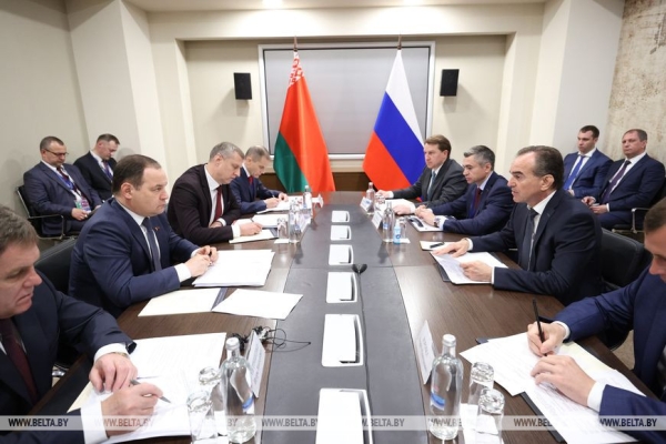 Головченко: Беларусь и Краснодарский край уверенно наращивают товарооборот, нужно не сбавлять темпов Головченко: Беларусь и Краснодарский край уверенно наращивают товарооборот, нужно не сбавлять темпов