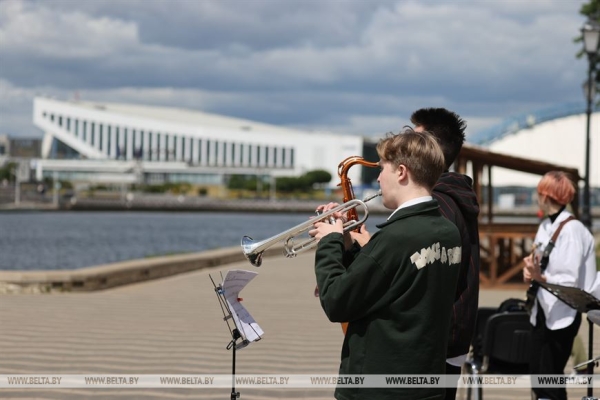 ФОТОФАКТ: Музыкальная гостиная открыла сезон в Троицком предместье ФОТОФАКТ: Музыкальная гостиная открыла сезон в Троицком предместье