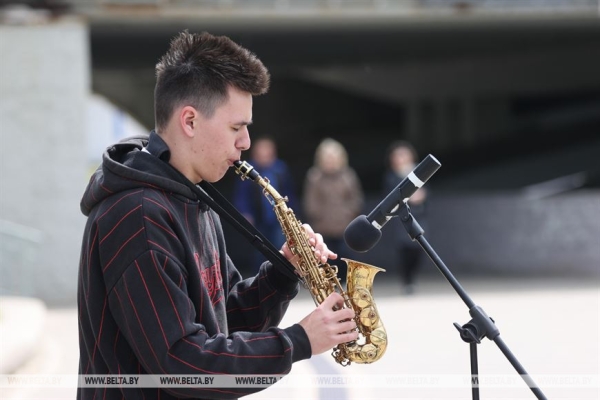 ФОТОФАКТ: Музыкальная гостиная открыла сезон в Троицком предместье ФОТОФАКТ: Музыкальная гостиная открыла сезон в Троицком предместье