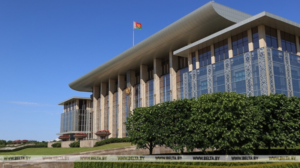 Лукашенко убежден в дальнейшем углублении стратегического партнерства с Азербайджаном Лукашенко убежден в дальнейшем углублении стратегического партнерства с Азербайджаном