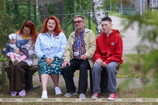 "Нужно пообщаться с природой, чтобы почувствовать релакс". Кто и зачем приезжает к духу болот в заповедник "Нужно пообщаться с природой, чтобы почувствовать релакс". Кто и зачем приезжает к духу болот в заповедник