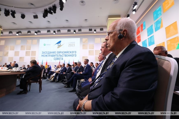 Головченко: вопреки деструктивному внешнему давлению, в ЕАЭС обеспечена экономическая стабильность Головченко: вопреки деструктивному внешнему давлению, в ЕАЭС обеспечена экономическая стабильность