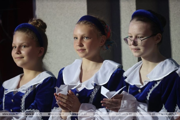 Вечер премьер и экспериментов. Композитор Олег Елисеенков встретился с поклонниками в Молодечно Вечер премьер и экспериментов. Композитор Олег Елисеенков встретился с поклонниками в Молодечно