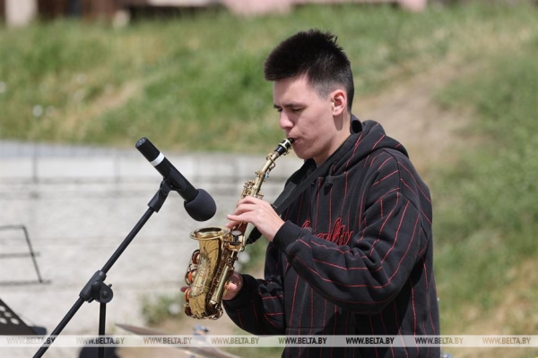 ФОТОФАКТ: Музыкальная гостиная открыла сезон в Троицком предместье ФОТОФАКТ: Музыкальная гостиная открыла сезон в Троицком предместье