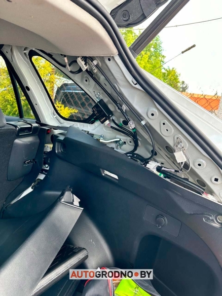 «Чудо произошло»: под Варшавой нашли угнанную Toyota с белорусскими номерами. Вот как она теперь выглядит «Чудо произошло»: под Варшавой нашли угнанную Toyota с белорусскими номерами. Вот как она теперь выглядит