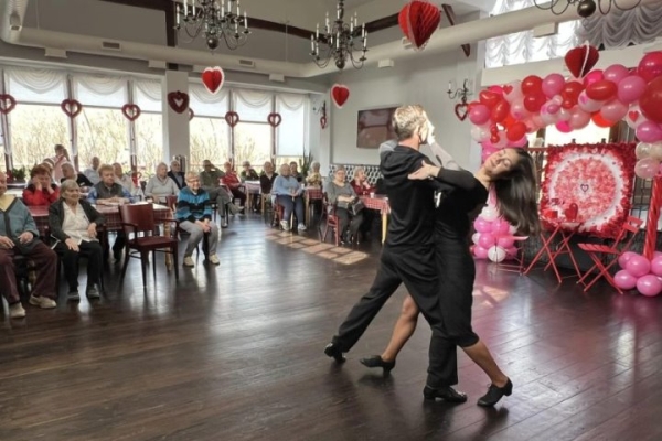 Белорусы построили в США серьезный бизнес по уходу за пожилыми Белорусы построили в США серьезный бизнес по уходу за пожилыми