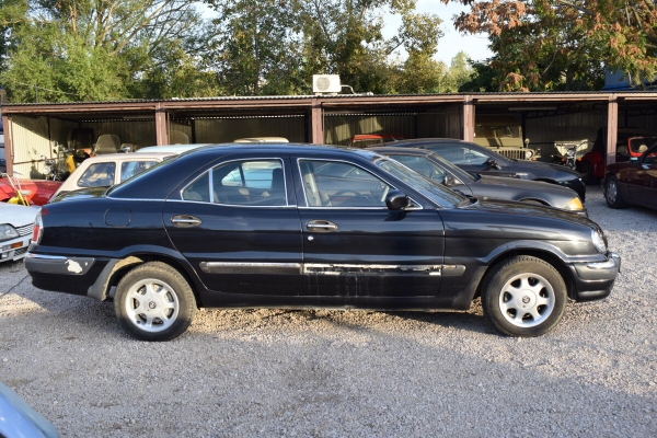 В Венгрии продают очень редкую «Волгу» из 2000-х. Сколько просят? В Венгрии продают очень редкую «Волгу» из 2000-х. Сколько просят?